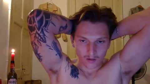 Snapshot of superhardxxxx chatting on 11-20-25, 06:18 Ctrl My Body online show from 11-20-25, 06:18