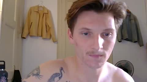 Snapshot of superhardxxxx chatting on 11-25-25, 02:28 Ctrl My Body online show from 11-25-25, 02:28