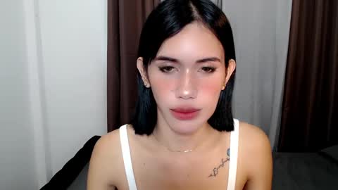 Snapshot of superhotbabe1 chatting on 02-11-25, 01:51 Erica Help me to reach my goal Superhotbabe1 online show from 02-11-25, 01:51