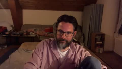 Snapshot of supersquirrel81 chatting on 10-12-25, 05:23 supersquirrel81 online show from 10-12-25, 05:23