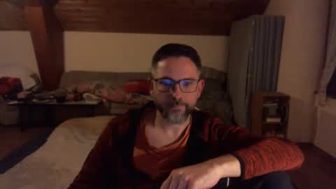 Snapshot of supersquirrel81 chatting on 10-23-25, 06:17 supersquirrel81 online show from 10-23-25, 06:17