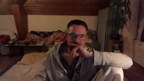 supersquirrel81 online show from 01-06-26, 06:22