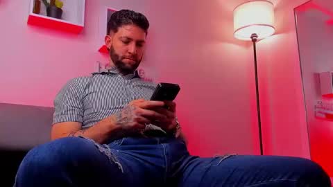 supreme_alpha_ online show from 11-23-25, 12:54