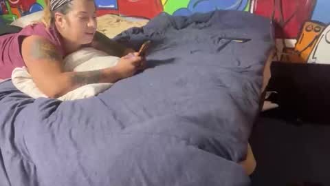 Snapshot of supremelifers chatting on 10-08-25, 09:40 Stony online show from 10-08-25, 09:40