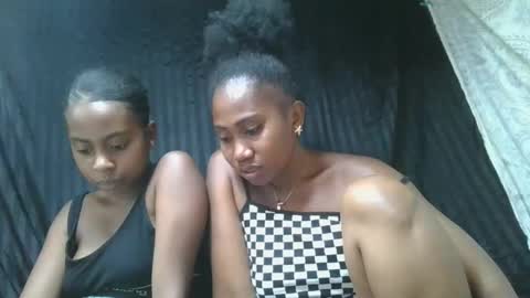 Snapshot of surbelle chatting on 01-10-26, 05:04 surbelle online show from 01-10-26, 05:04