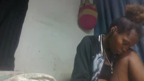 surbelle online show from 04-17-26, 01:52