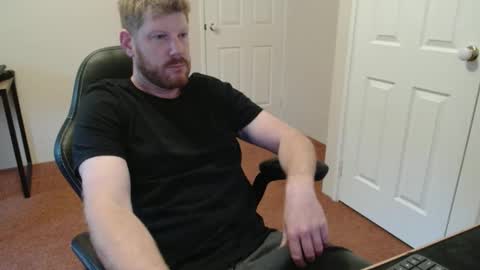 Snapshot of surge_0 chatting on 10-04-25, 10:41 surge_0 online show from 10-04-25, 10:41