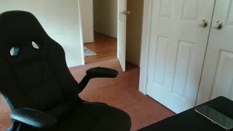 surge_0 online show from 03-11-26, 08:53