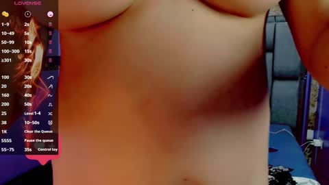 Snapshot of susan_hicks chatting on 03-03-25, 06:55 S U S A N A online show from 03-03-25, 06:55