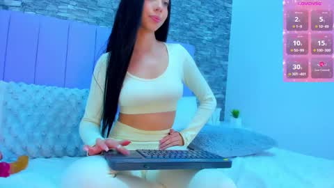 Snapshot of susana_ross8 chatting on 11-21-25, 05:17 susana_ross8 online show from 11-21-25, 05:17