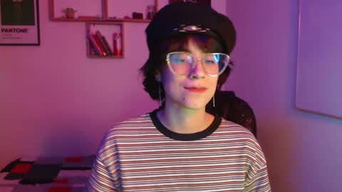 susana_w online show from 12-18-24, 03:15