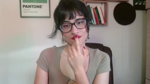 susana_w online show from 09-15-25, 10:32