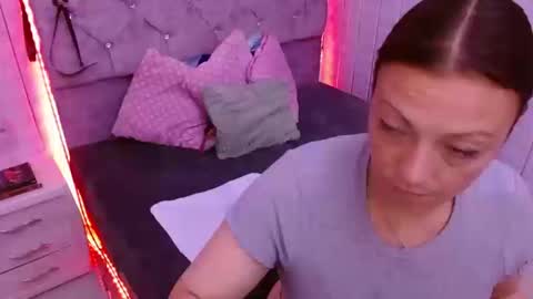 susanhotsex_ online show from 10-18-25, 02:58