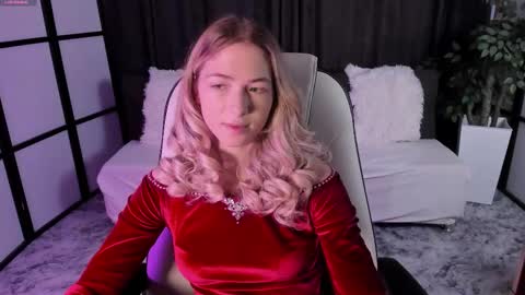 Snapshot of susanmimi chatting on 10-27-25, 03:21 Susan online show from 10-27-25, 03:21