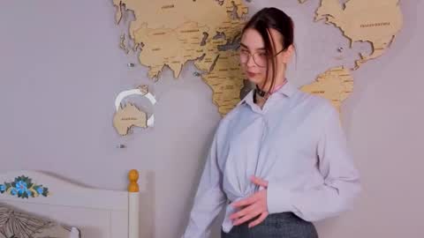 Snapshot of susannahtrojahn chatting on 02-07-26, 03:38 susannahtrojahn online show from 02-07-26, 03:38