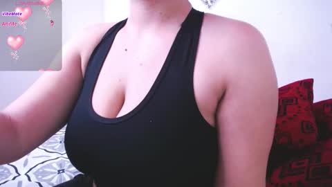 Snapshot of susanzoro99 chatting on 10-26-25, 08:31 Susan online show from 10-26-25, 08:31