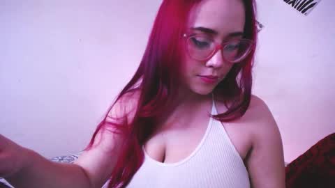 Snapshot of susanzoro99 chatting on 10-27-25, 09:35 Susan online show from 10-27-25, 09:35