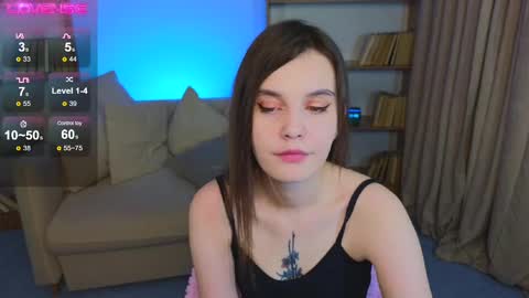 Snapshot of susiemorris chatting on 02-27-25, 02:32 Susie online show from 02-27-25, 02:32