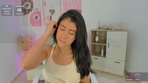 Snapshot of sussan_monroe chatting on 03-15-26, 12:11 Sussan Monroe online show from 03-15-26, 12:11