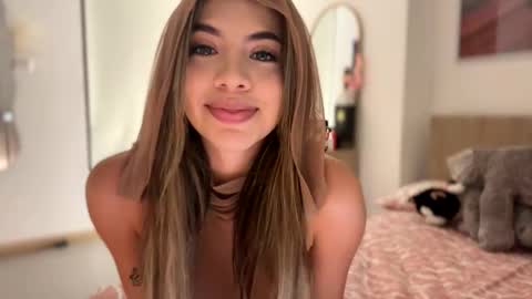 Snapshot of sussanf_ chatting on 12-06-24, 11:14 Susy online show from 12-06-24, 11:14