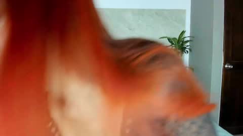 Snapshot of sussanmilf_ chatting on 02-14-25, 11:10 sussanmilf online show from 02-14-25, 11:10