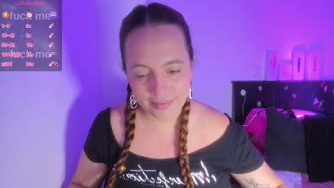Snapshot of sussanmiller_ chatting on 02-05-25, 11:44 sussanmiller_ online show from 02-05-25, 11:44