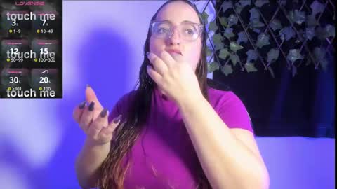 Snapshot of sussanmiller_ chatting on 09-15-25, 01:27 sussanmiller_ online show from 09-15-25, 01:27