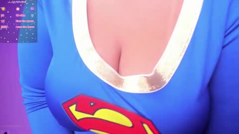 SussieRogers online show from 10-31-25, 02:18