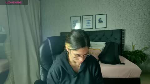   online show from 01-07-25, 12:20