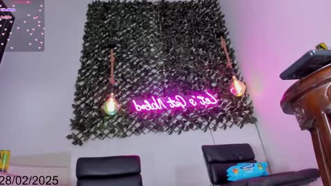 Sussy online show from 02-28-25, 09:33