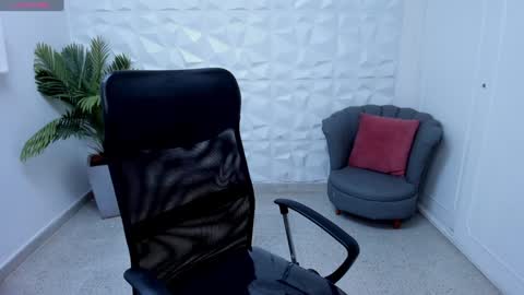 Susy online show from 12-15-24, 11:55