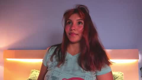 Snapshot of susygonzalez chatting on 10-21-25, 05:08 Susy Gonzalez online show from 10-21-25, 05:08