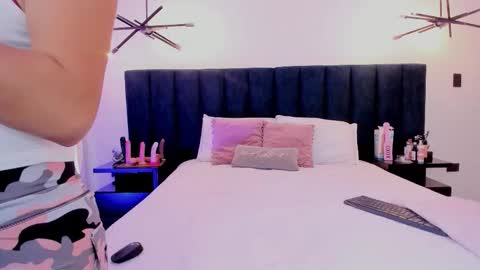 susyy online show from 10-19-25, 03:40