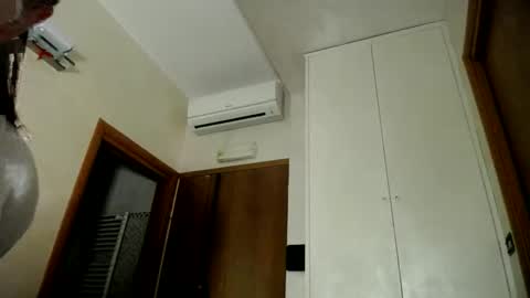 Snapshot of sutralove chatting on 01-27-25, 06:52 Curvy Charm online show from 01-27-25, 06:52