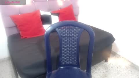 Snapshot of suxxxy_ chatting on 02-28-25, 06:31 Suxxxy online show from 02-28-25, 06:31