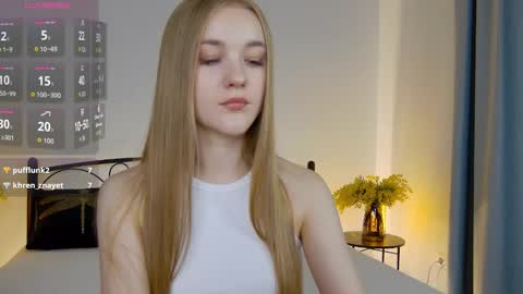 Suzi online show from 10-09-25, 01:31