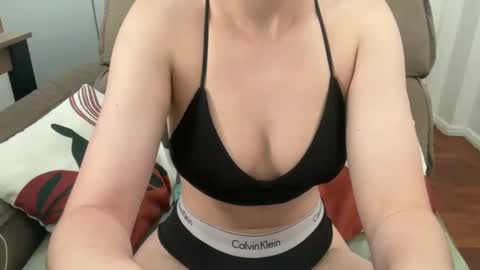 The real sugar baby   Suzy Summer   online show from 12-19-25, 10:44