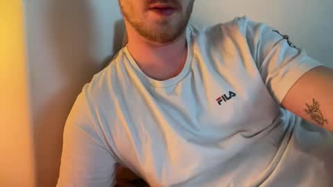 sven118189 online show from 11-30-25, 02:54