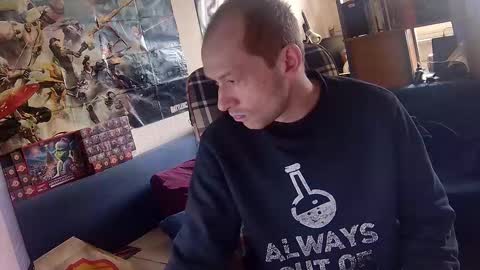 Snapshot of svenerd______ chatting on 02-08-26, 11:35 svenerd______ online show from 02-08-26, 11:35