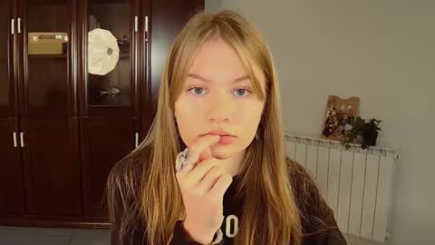 Eva online show from 10-29-25, 09:00