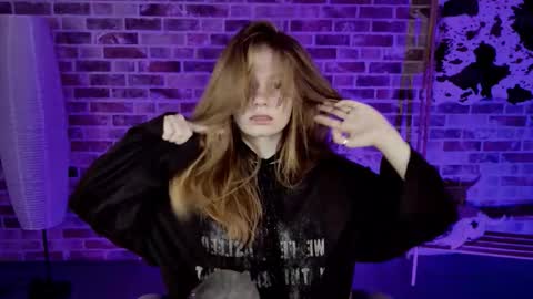 Eva online show from 11-05-25, 05:18