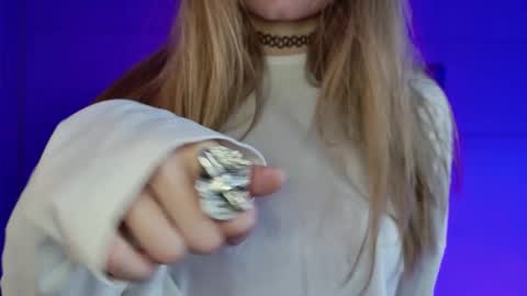 Eva online show from 11-09-25, 05:06