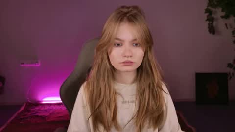 Eva online show from 11-22-25, 09:08