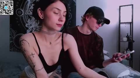 Snapshot of sweathome chatting on 10-11-25, 11:42 sweaties3 online show from 10-11-25, 11:42