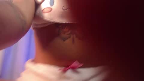 sweeetkittyy22 online show from 09-28-25, 05:35