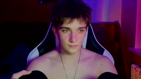 Snapshot of sweeetyangeel chatting on 11-28-25, 04:20 sweeetyangeel online show from 11-28-25, 04:20