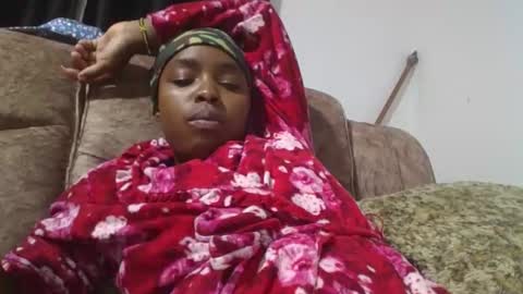 Snapshot of sweerie20 chatting on 12-16-25, 08:25 sweerie20 online show from 12-16-25, 08:25