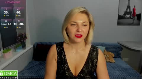 Snapshot of sweet___margaret chatting on 12-22-24, 03:33 Margaret online show from 12-22-24, 03:33