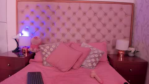 Abby online show from 10-30-25, 02:57