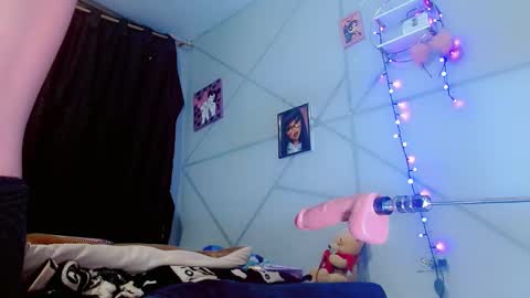 sweet__babyy_ online show from 09-28-25, 09:58